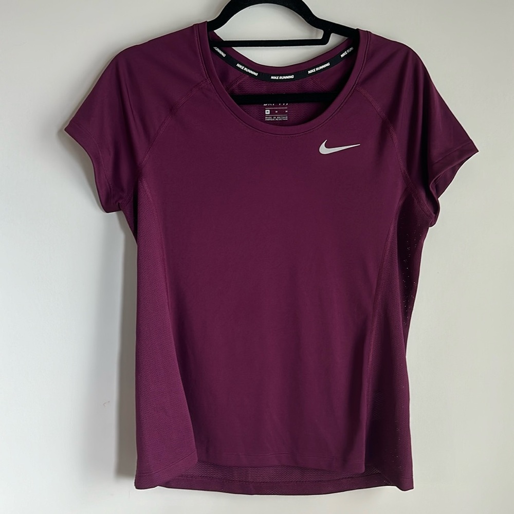 Nike Running Dri-Fit T Shirt in Maroon with Mesh Breeze Through Side and Back
